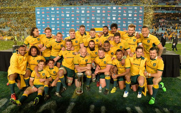 Australia celebrate victory in the 2015 Rugby Championship one of the Pinch Hitters Top Five Wallabes Wins of the Cheika Era.