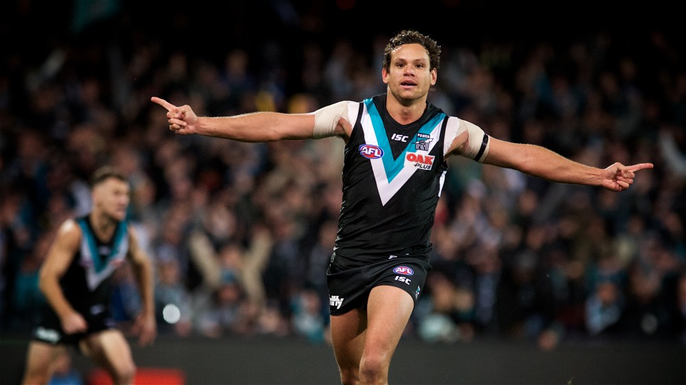 AFL 2018 Season,  AFL, Adelaide Oval, Michael Errey, Adelaide Sports Photography, Port Adelaide,  Adelaide Crows