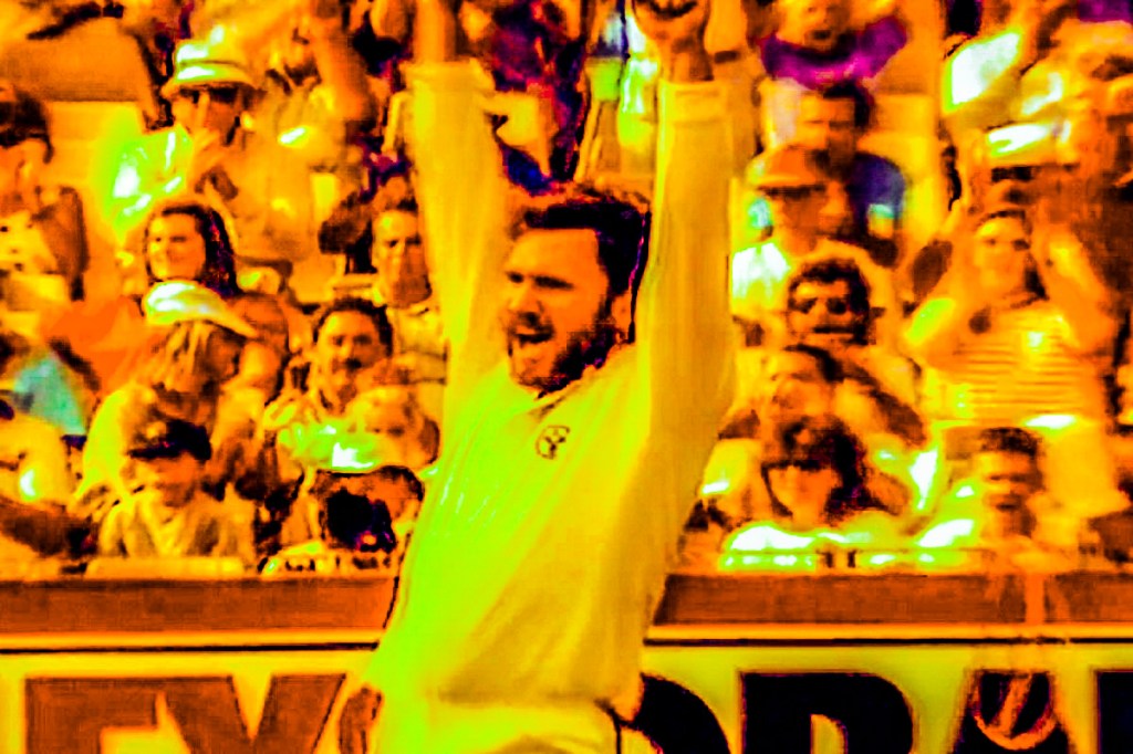 Friday Flashback: Allan Border celebrates on of his seven wickets on Australia Day 1989